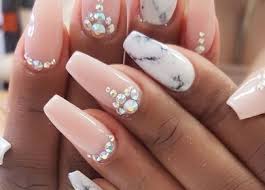 Nail salons in Bloomington, IL