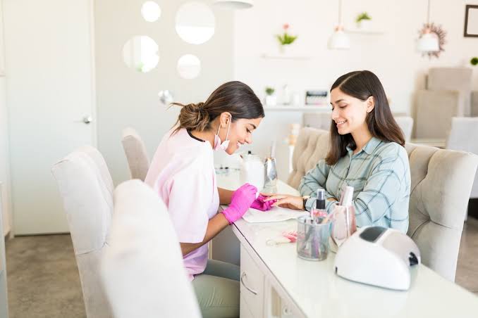 Nail Salon in Bend, Oregon