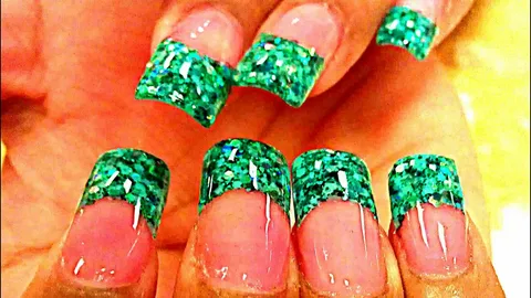 Acrylic Nail Art in Janesville: A Comprehensive Guide
