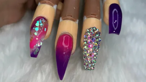 Acrylic Nail Art in Janesville: A Comprehensive Guide