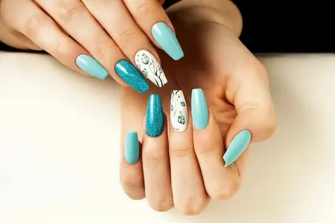 The Ultimate Guide to Manicures in Janesville: Pamper Your Hands in Style